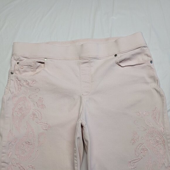 Gloria Vanderbilt Jeans Avery Skimmer Womens Size 12 Embroidered Slimming Pink - Picture 2 of 16